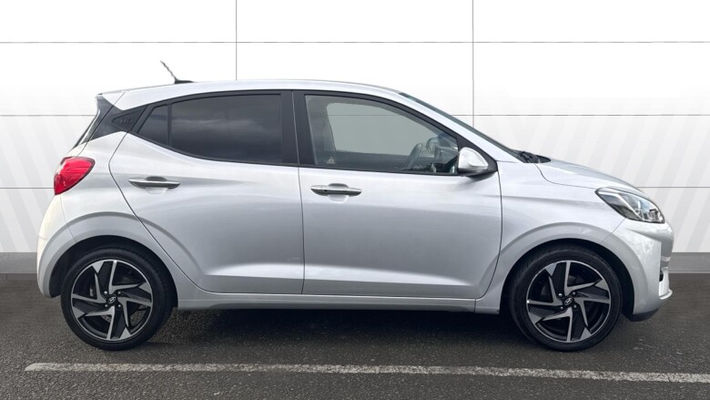 Hyundai i10 1.2 MPi Premium 5dr Petrol Hatchback